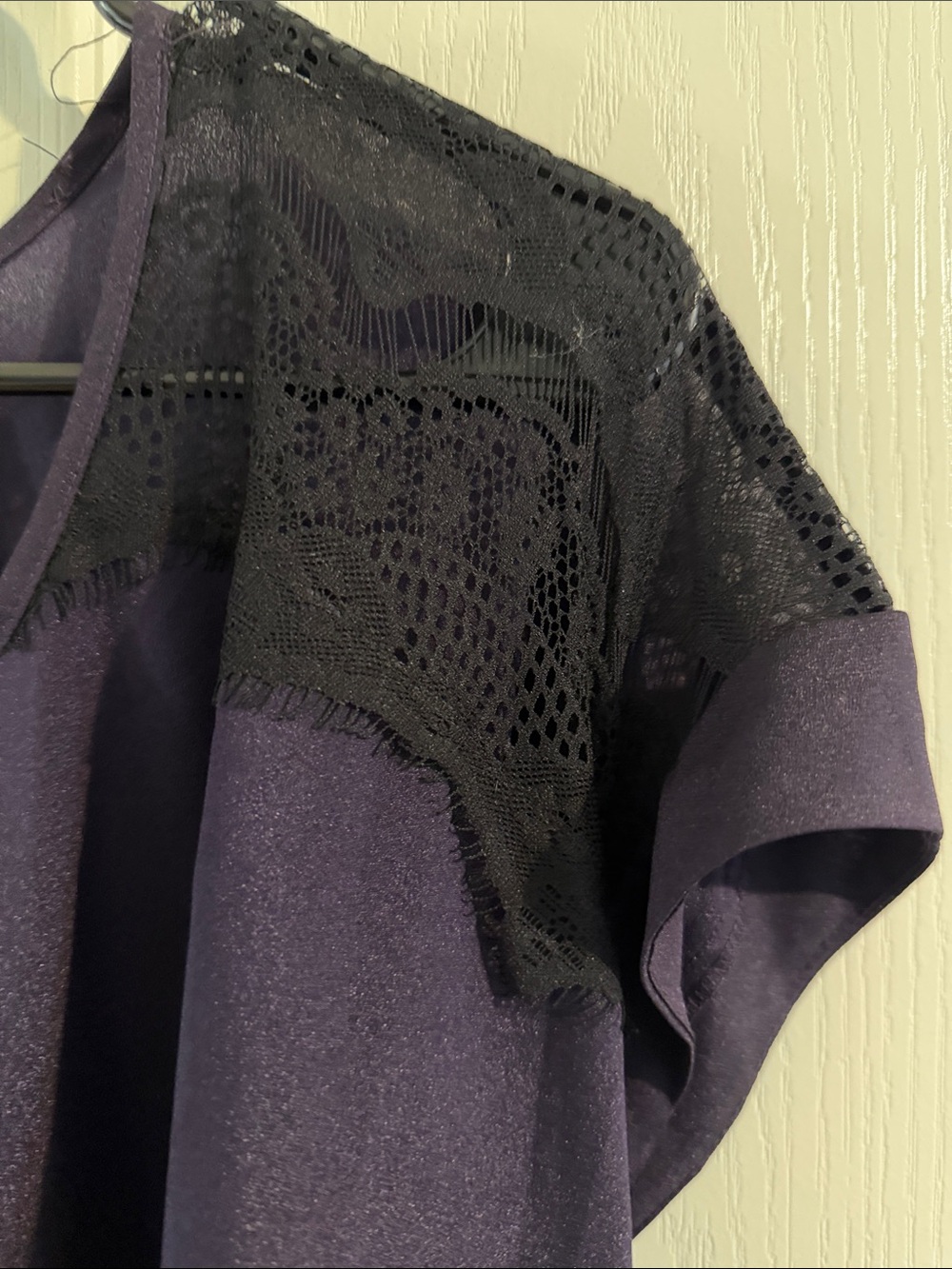 Daniel Rainn Deep Purple Lace-Yoke Short Sleeve Blouse NWT 1X - Picture 2 of 4
